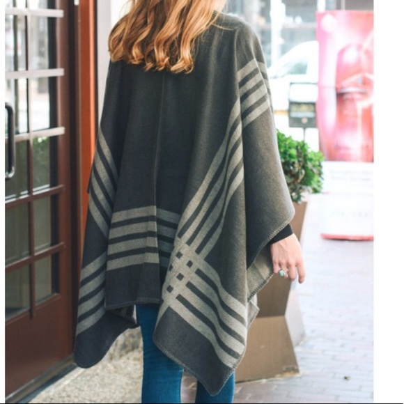 Gray Striped Reversible Ruana - Picture 5 of 7